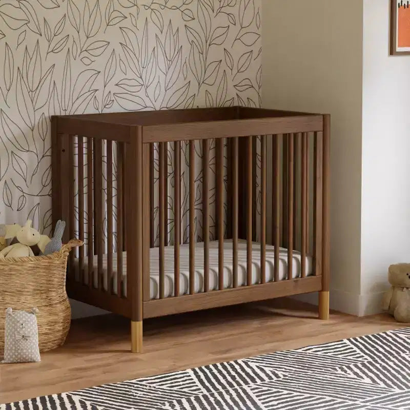 Mini-lit de bébé convertible 4-en-1