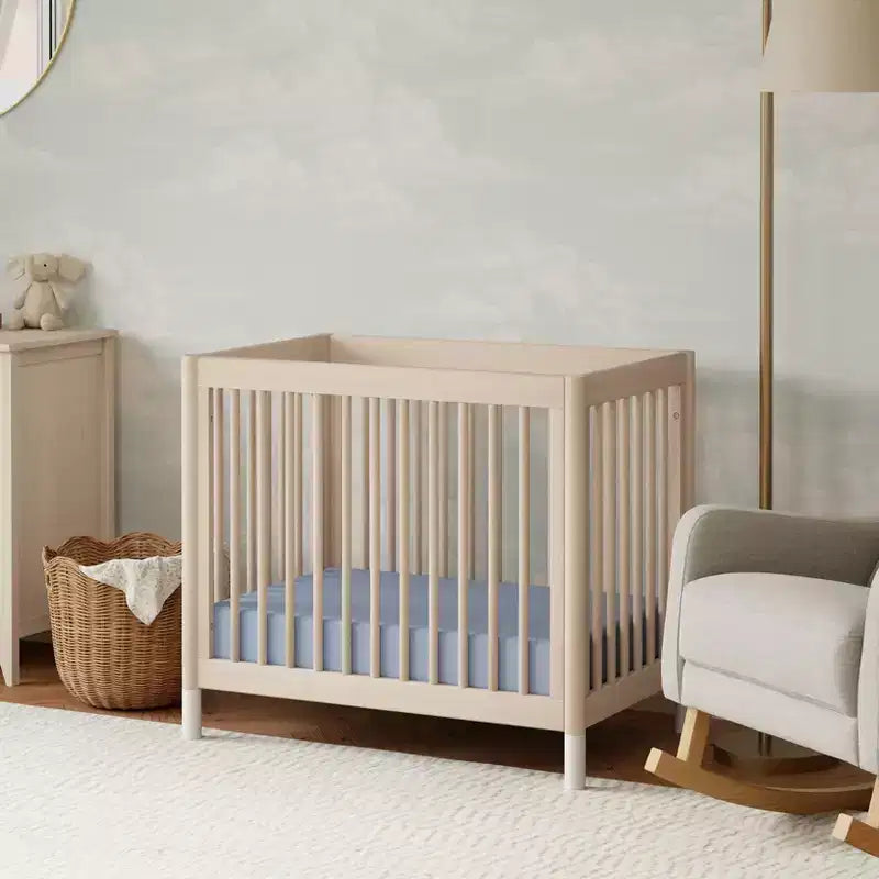 Mini-lit de bébé convertible 4-en-1