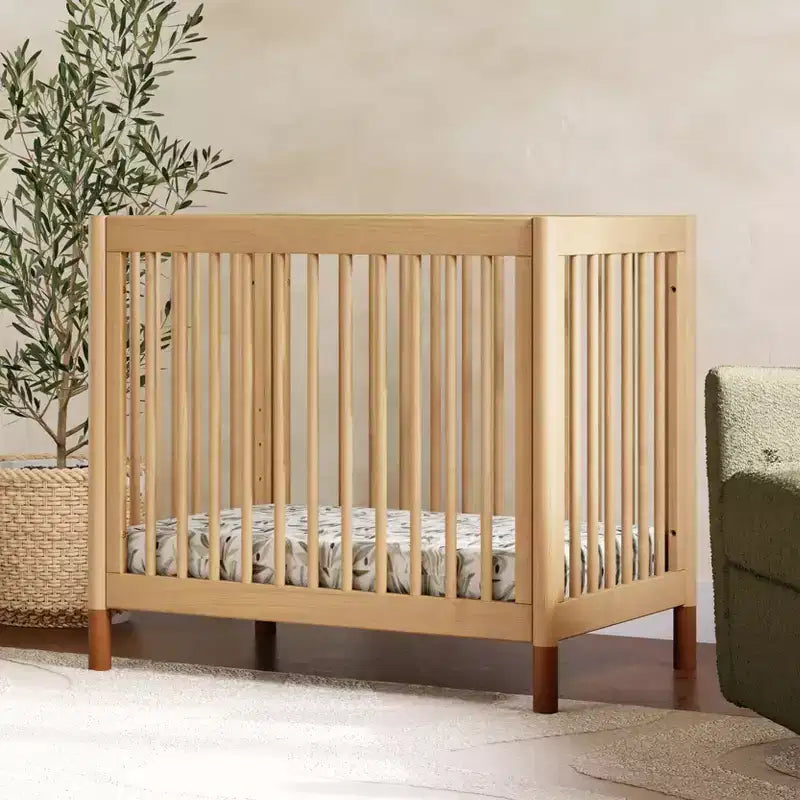 Mini-lit de bébé convertible 4-en-1