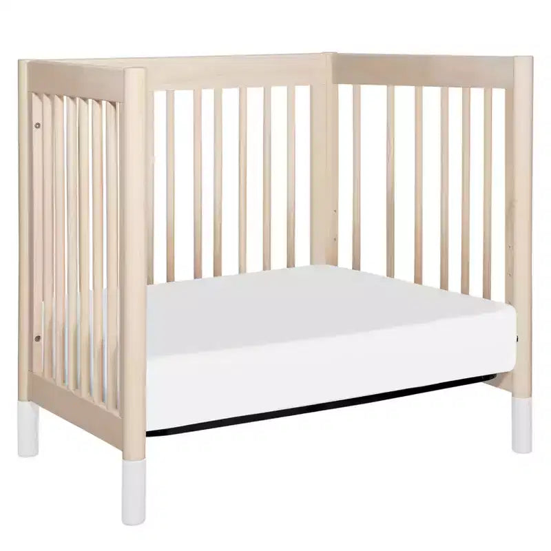 Mini-lit de bébé convertible 4-en-1