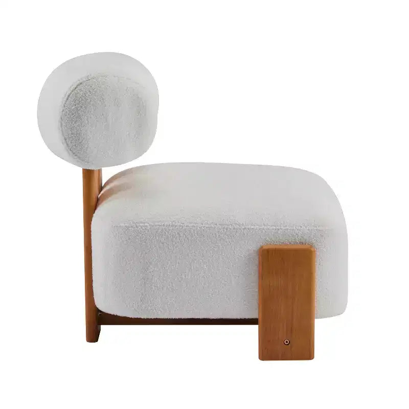 Chaise contemporaine en bouclette et hévéa