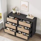 Commode 6 tiroirs en rotin, 120 cm de large, noire, avec poignées en métal et base en bois robuste pour chambre à coucher, salon, chambre d'enfant, placard
