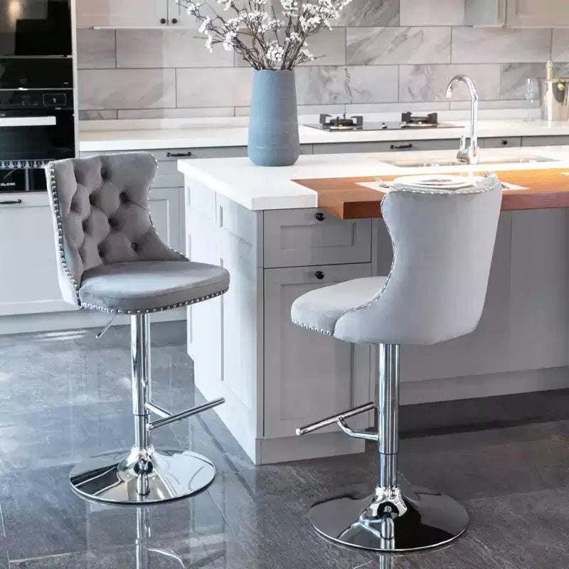 Tabourets de bar pivotants en velours hauteur comptoir, lot de 2, tabourets de bar pivotants à 360° avec dossier capitonné et cadre argenté mat